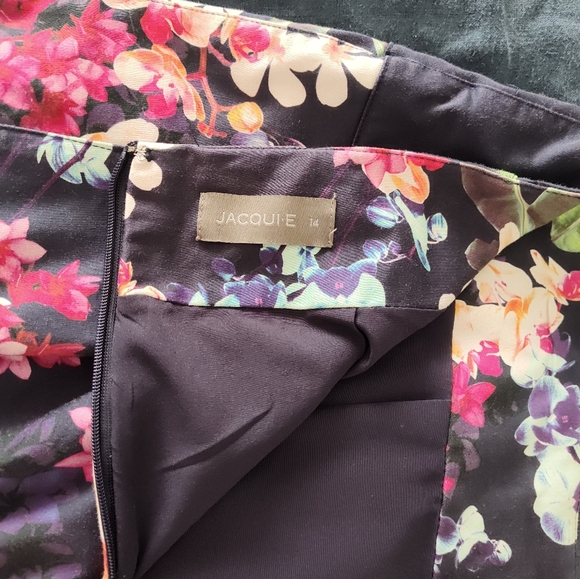 Floral Jacqui E skirt - Picture 3 of 3